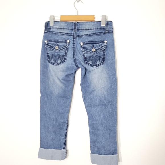 Women's Y2K Rue21 Blue Studded Cropped 3/4 Jeans Gem Pockets Classic Denim 1/2 - Picture 6 of 10